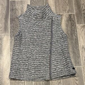 Grey Textured Sleeveless Asymmetrical Funnel Neck Zip-Up Vest